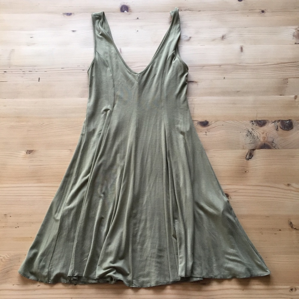NWOT green forever 21 dress